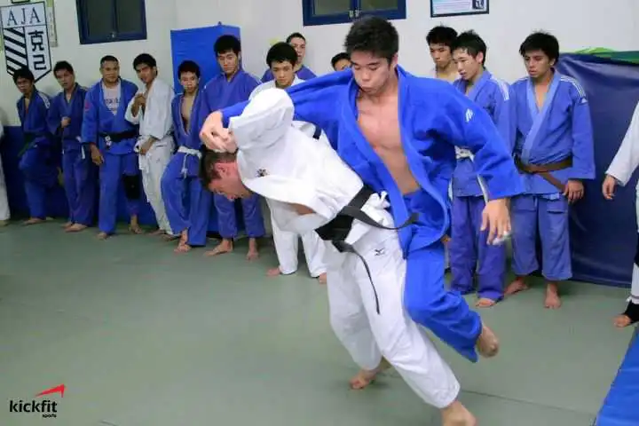 Jujitsu-Brazil-danh-cho-nguoi-moi-bat-dau