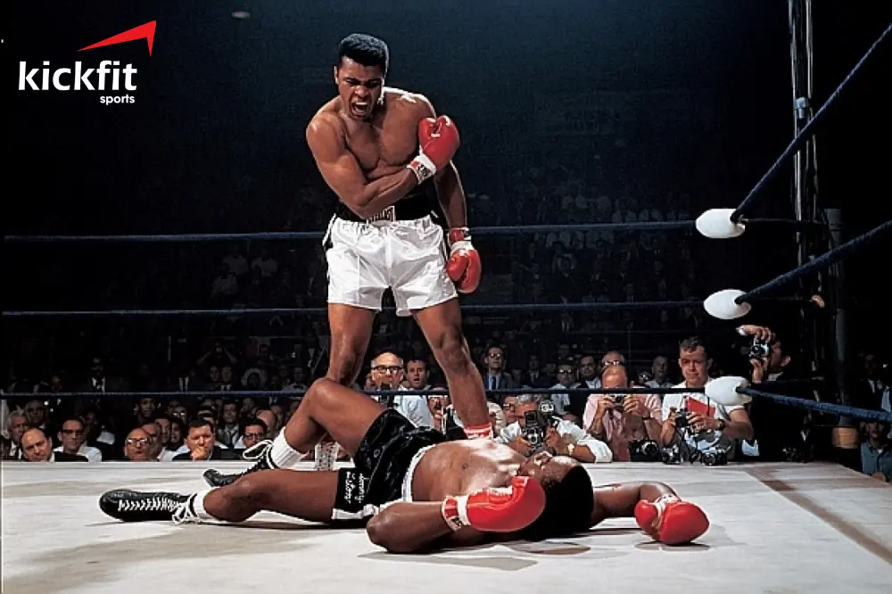 Muhammad Ali là võ sĩ boxing hay nhất mọi thời đại với chiến thuật thi đấu tinh quái