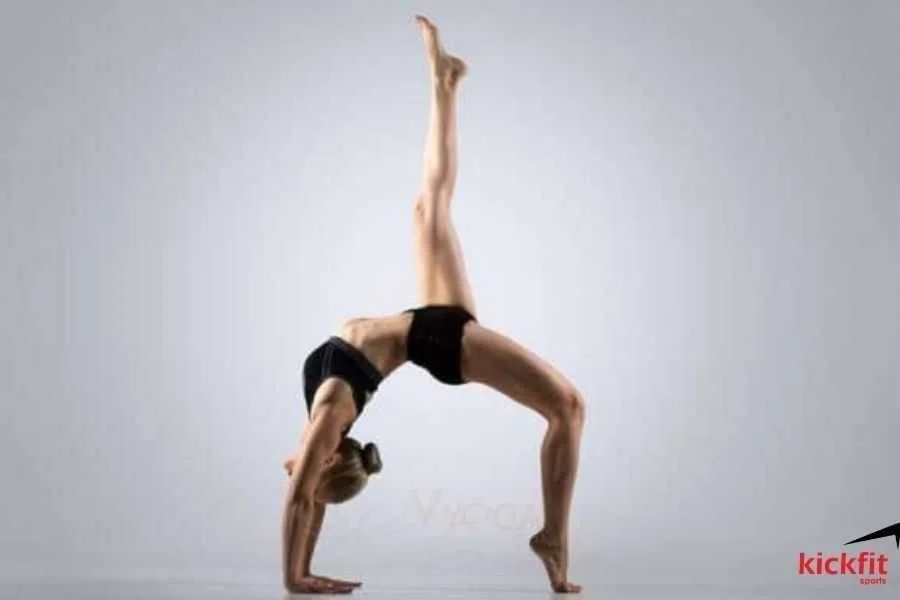 Yoga giảm cholesterol? Khoa học nói gì về lợi ích này của yoga?
