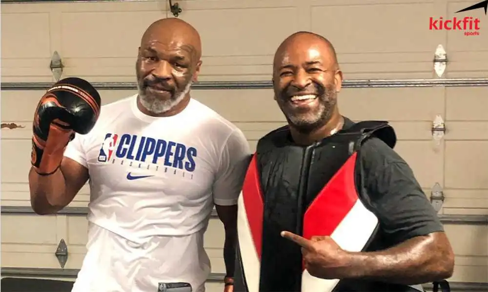Mike Tyson trở lại võ đài ở tuổi 53