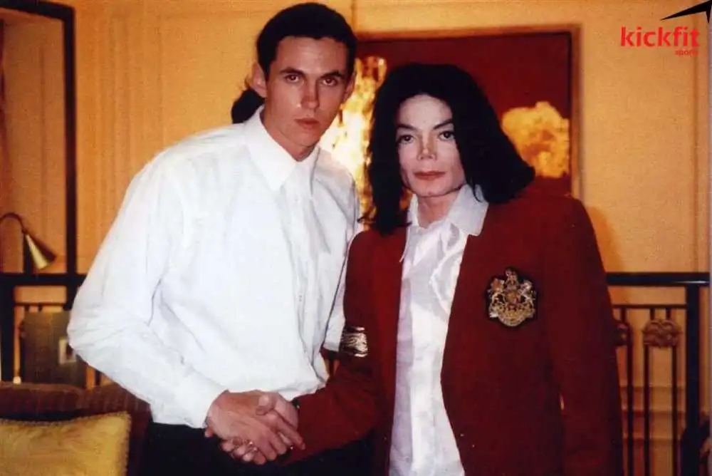  Matt và Michael Jackson