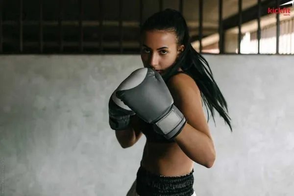 5 Động tác, 30 phút: Bài tập Kickboxing dành cho người bận rộn