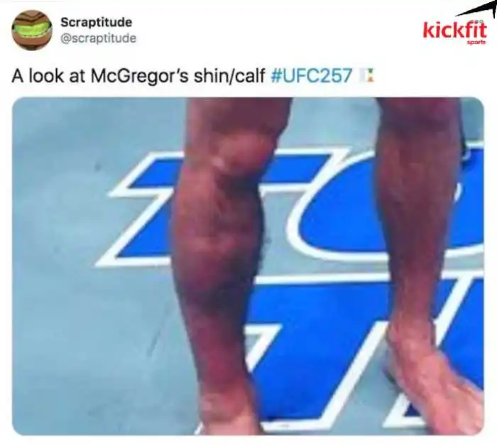 Chân của McGergor bị Poirier tấn công bằng 1 cú lowkick