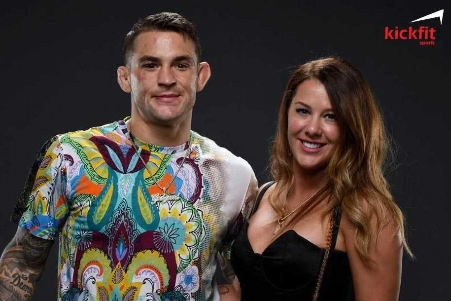 Vợ của Poirier cảm ơn McGregor vì đã quyên góp từ thiện tại UFC 257