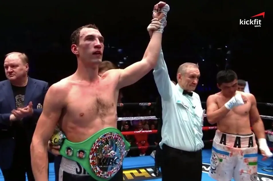 Pavel Silyagin chiến thắng Azizbek Abdugofurov giành danh hiệu WBC Silver