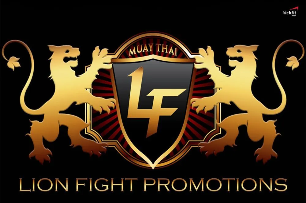 Những cú đánh bằng cùi chỏ trong Muay Thái tại Lion Fight 64