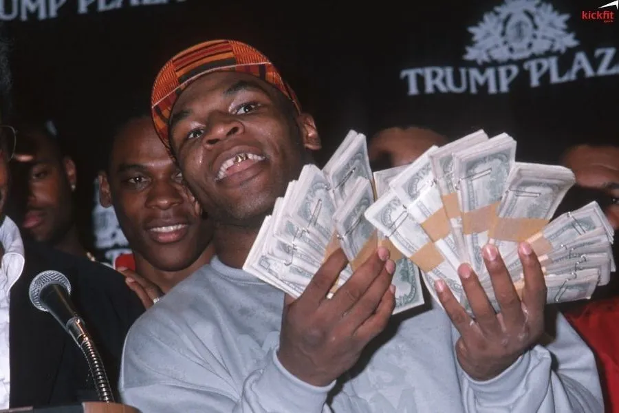 Giá trị tài sản của Mike Tyson khi ở thời kỳ đỉnh cao khủng đến mức nào?