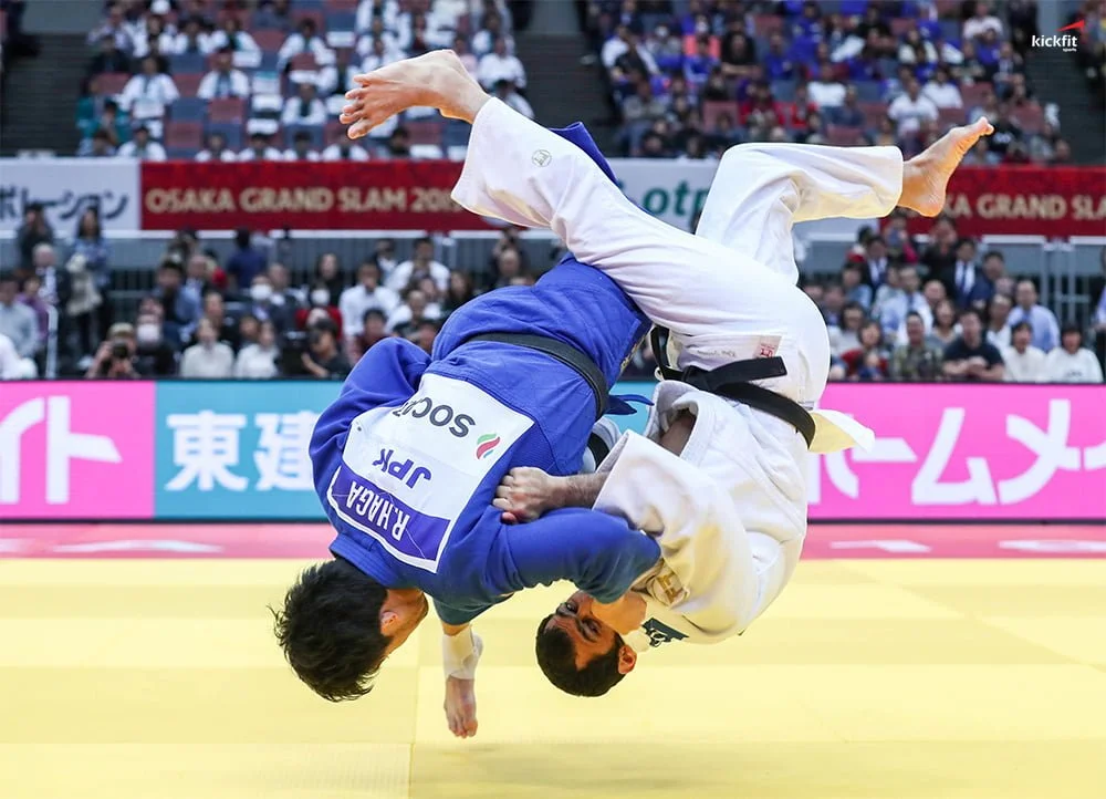 judo-la-mon-the-thao-chien-dau-gop-mat-tai-olympic