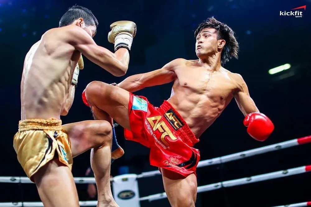 Bạn có biết 5 điểm khác nhau giữa Kickboxing và Muay Thái?