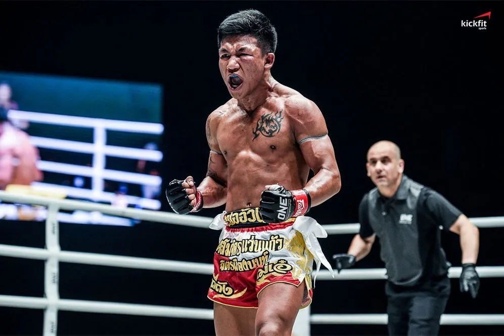 Tại sao nói Rodtang Jitmuangnon là võ sĩ Muay Thái nguy hiểm nhất thế giới?