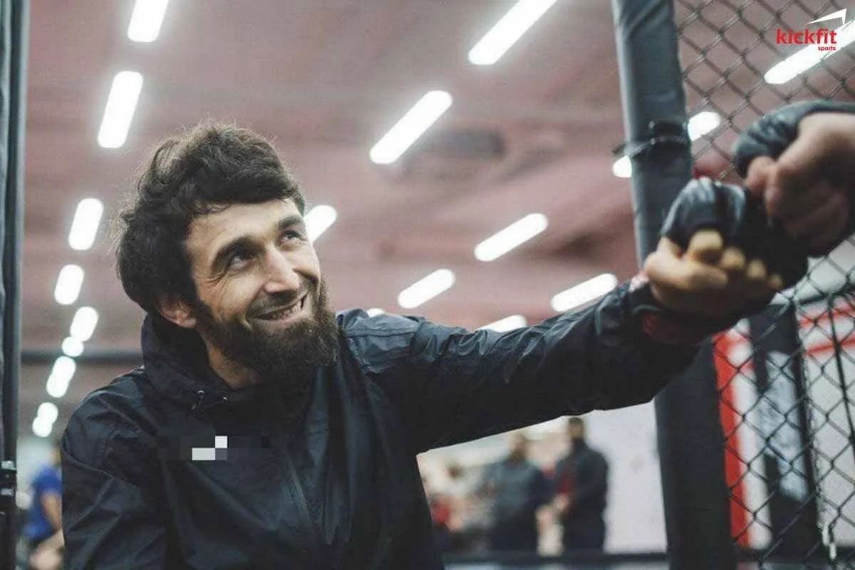 Zabit Magomedsharipov xem xét nghỉ hưu sau khi bị loại khỏi bảng xếp hạng UFC