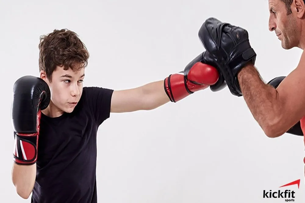 “Đột nhập” lớp tập võ tìm hiểu các đòn đánh boxing cho bé