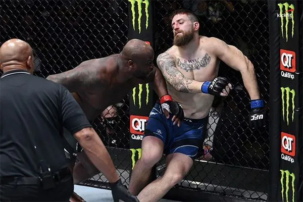 Những khoảnh khắc bùng nổ nhất UFC Fight Night Derrick Lewis vs Chris Daukaus