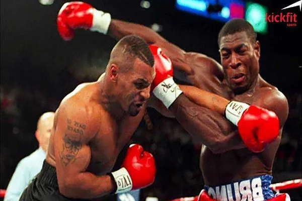 Bruno v Tyson: Mike Tyson thừa nhận suýt bị Frank Bruno KO