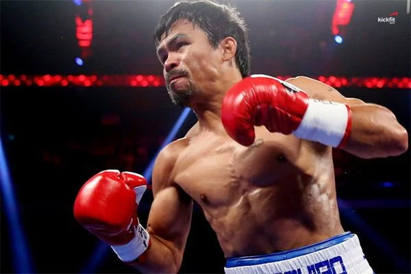 manny-pacquiao-la-vo-si-noi-tieng-voi-phong-cach-boxing-cua-swarmers
