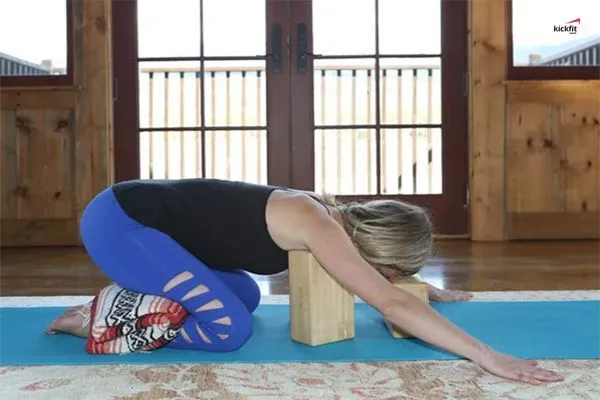 Thử ngay 3 tư thế yoga phục hồi giúp tối ưu hóa chức năng nội tạng của bạn