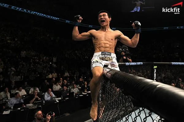 Chan Sung Jung võ sĩ người Hàn Quốc tiên phong trên đường đua MMA