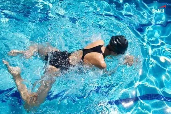 5 bài tập bơi ếch tốt nhất để cải thiện kỹ năng bơi lội của bạn
