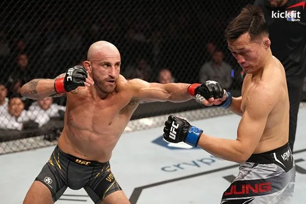 Kết quả UFC 273: Alexander Volkanovski áp đảo Chan Sung Jung