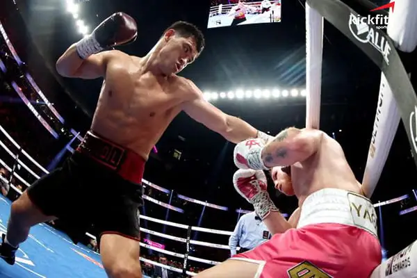 Khoảnh khắc ấn tượng trong trận đấu Canelo Alvarez vs. Dmitry Bivol