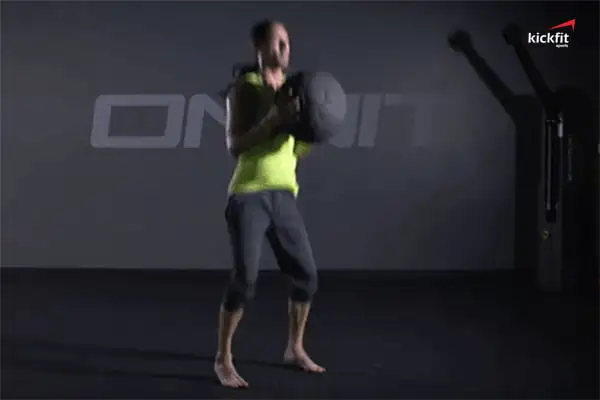 bai-tap-power-jump-squats