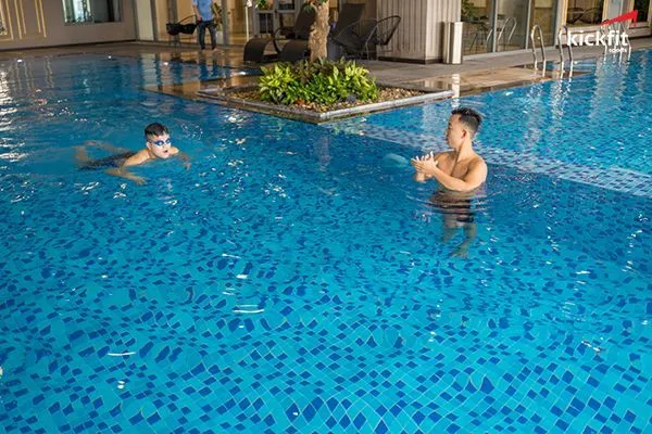 Top 3 bể bơi trong nhà ở Hà Nội bạn không thể bỏ qua mùa hè này