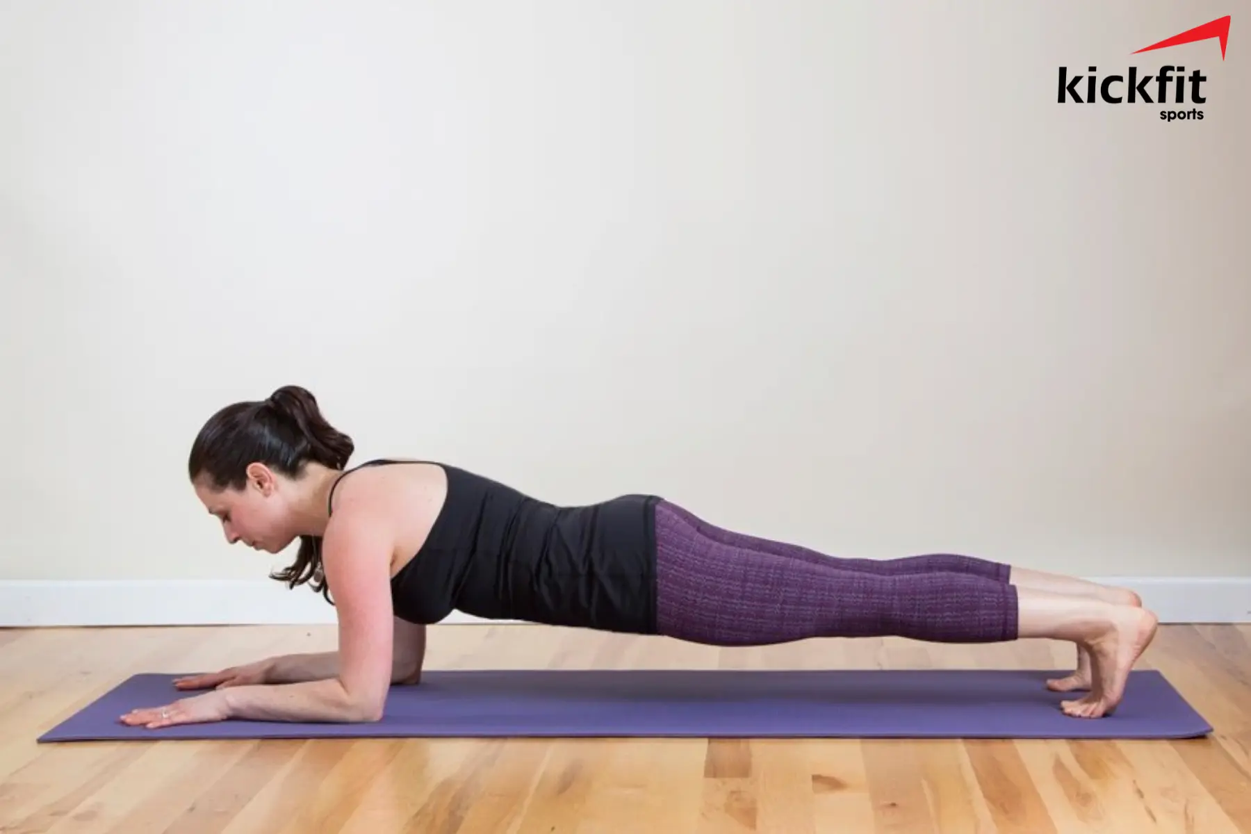 Tư thế Plank trong Yoga mang lại vô vàn lợi ích to lớn