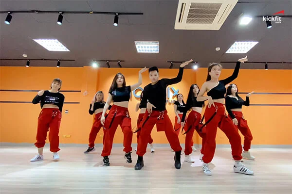 Lớp Học Nhảy Tiktok Dance Hot Nhất Tại Hà Nội Hiện Nay