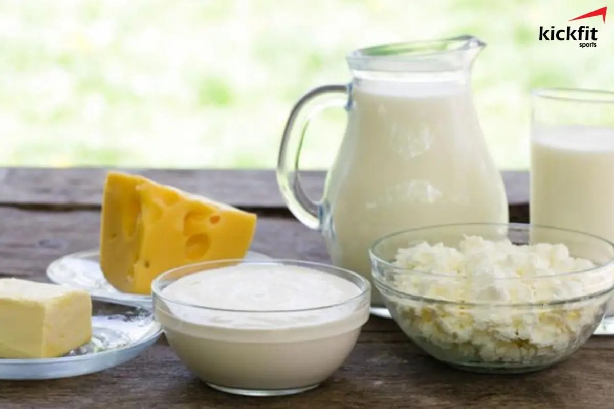Protein cũng có nhiều trong bơ sữa, giúp tăng cơ hiệu quả