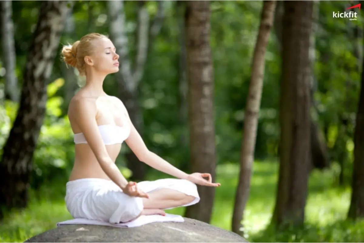 Rèn luyện nhịp thở được chú trọng trong Flow yoga