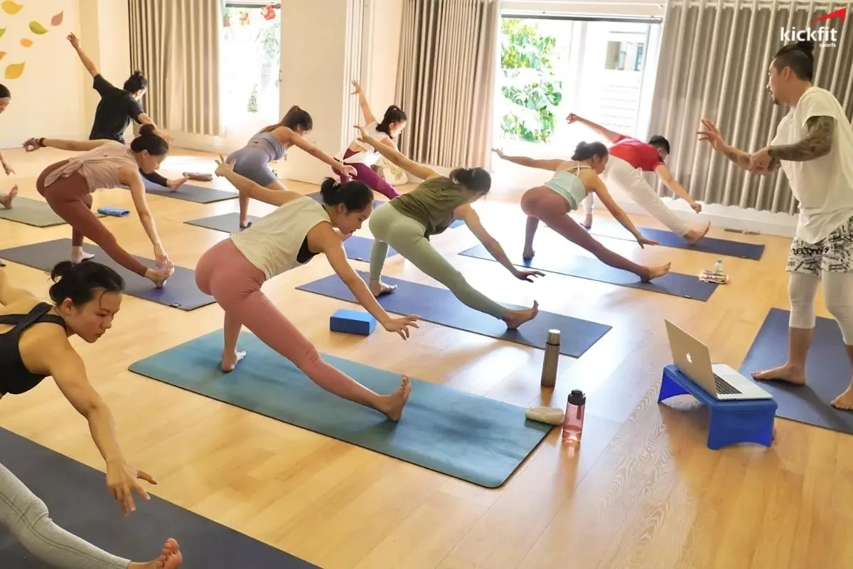 Yoga Flow được xây dựng lộ trình tập luyện bài bản