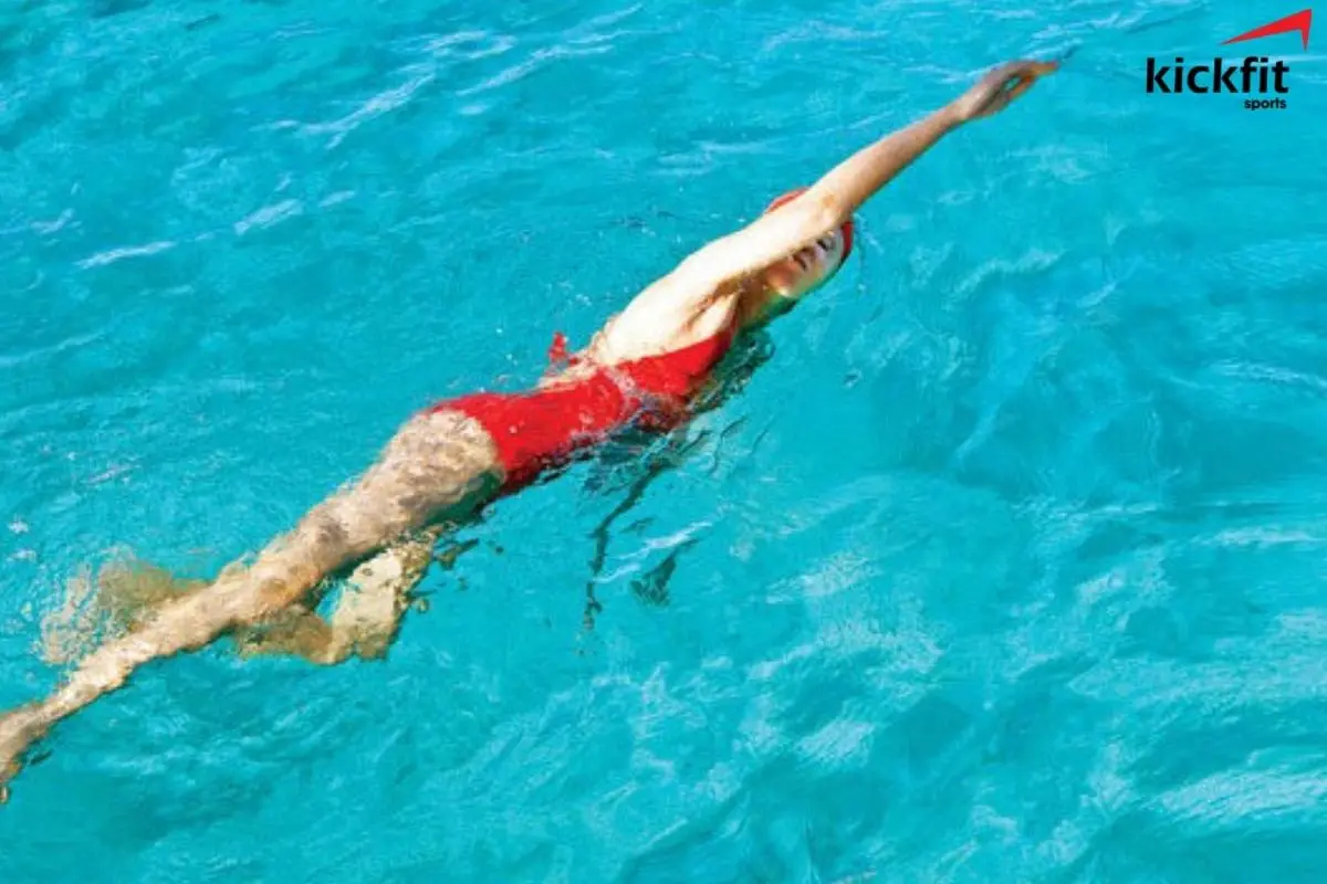 Bơi giúp phát triển chiều cao cực kỳ hiệu quả