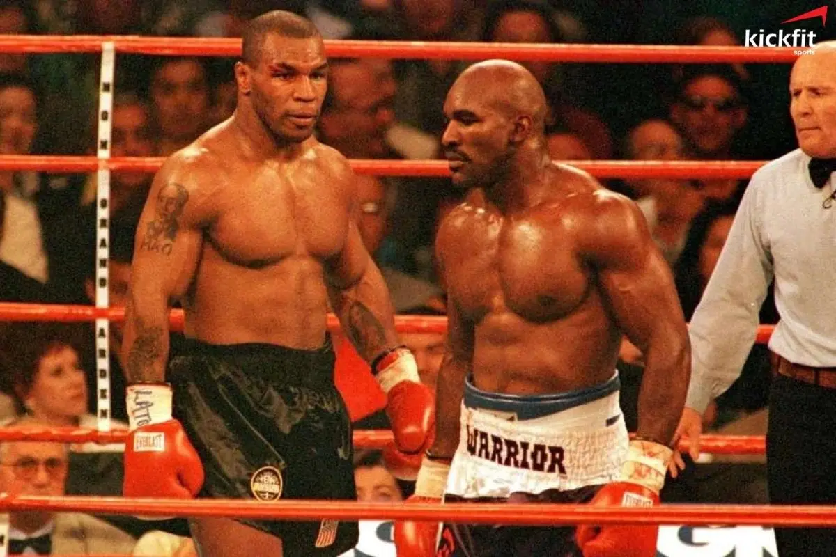 Mike Tyson vs Holyfield là một trong những trận đấu quyền anh hay nhất lịch sử từng chứng kiến