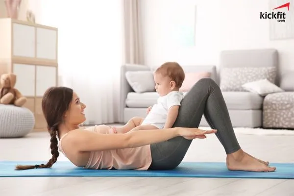 Tư thế yoga giảm cân sau sinh mang lại chiếc bụng phẳng lì 