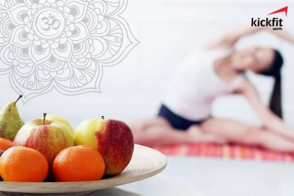 Nên ăn trước hay sau khi tập yoga để tốt cho cơ thể? 