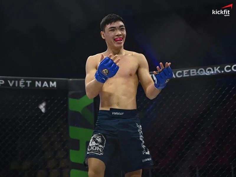 Võ sĩ Trình Hữu Minh "Thần Đồng" 20 tuổi của Kickfit Sports MMA