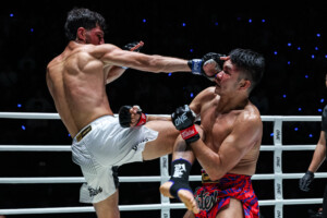 Mustafa Al Tekreeti Kompikart PK Saenchai The Inner Circle 22 8