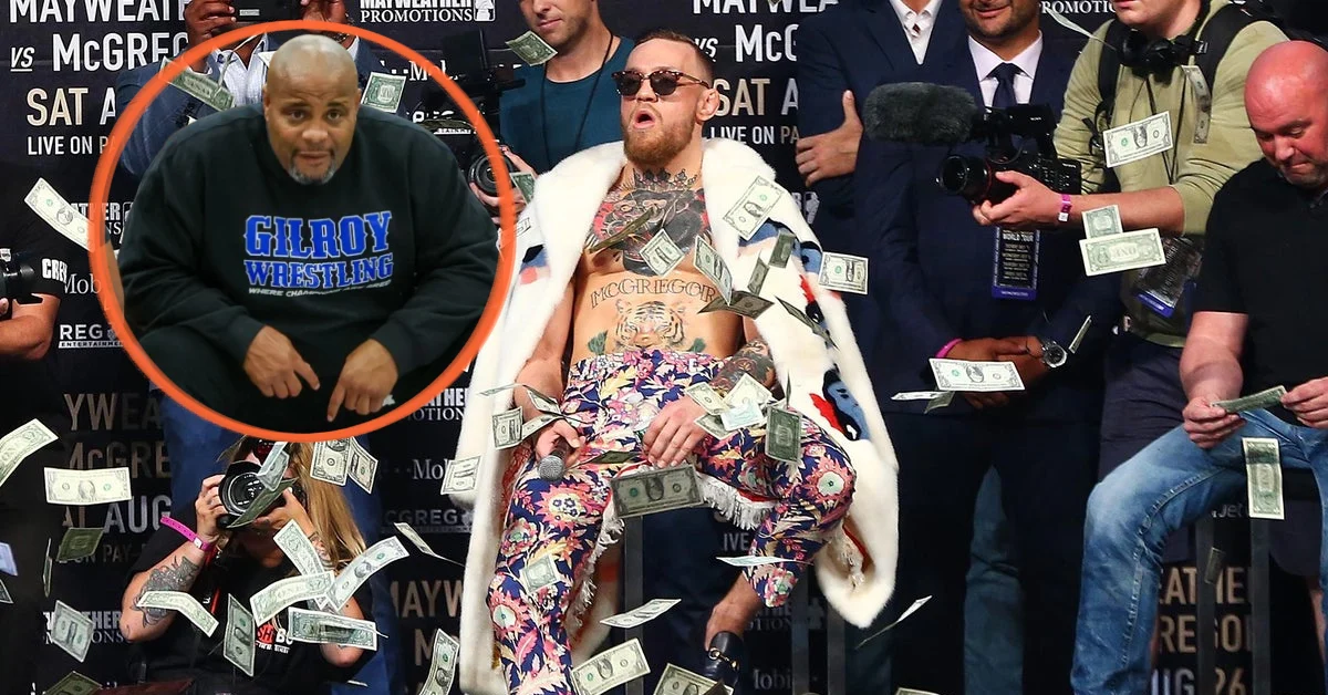 Tôi rất ghen tị với Conor McGregor – Daniel Cormier
