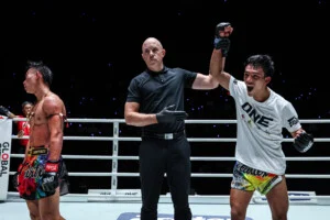 Wanchainoi PK vs Petnamkhong at The Inner Circle 26 15