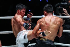 Komawut FA Group Kyaw Swar Win The Inner Circle 27 6