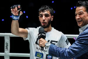 Ubaid Hussain Isannuea Sor Sasiwat The Inner Circle 28 8
