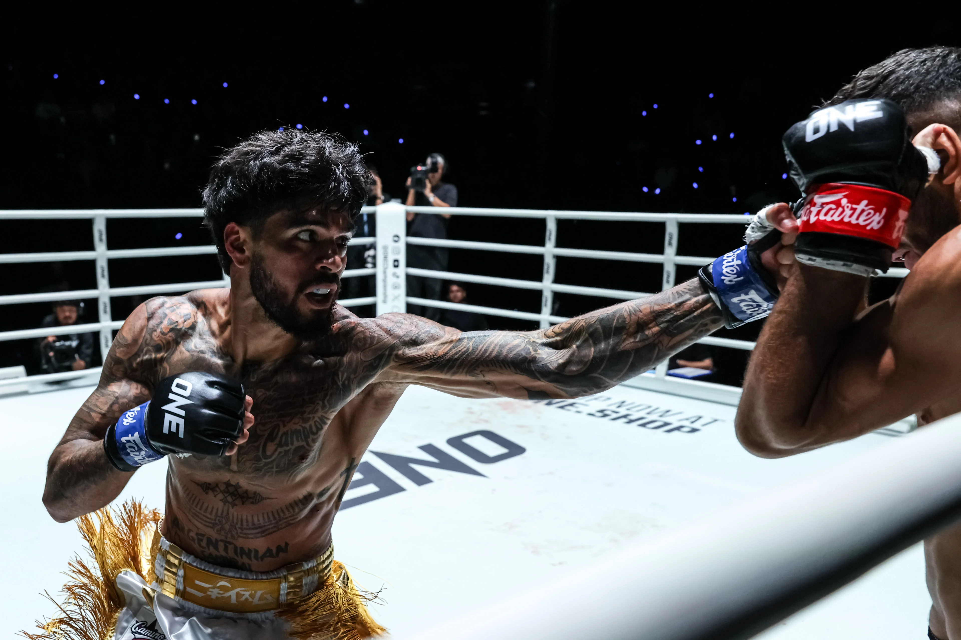 Ricardo Bravo Mohamed Younes Rabah ONE Fight Night 47 4.jpg