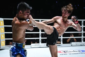 Freddie Haggerty vs Rungruanglek at The Inner Circle 30 9