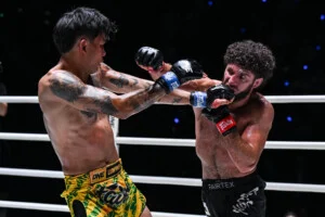 Kiamran Nabati vs Nontachai at The Inner Circle 31 17