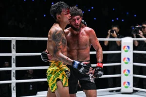 Kiamran Nabati vs Nontachai at The Inner Circle 31 8
