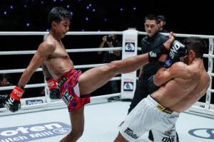 Yamin vs Alexey Balyko at The Inner Circle 31 4