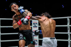 Kongthoranee VS Yuan Pengjie at The Inner Circle 32 4 1