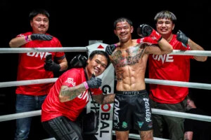 Kongthoranee VS Yuan Pengjie at The Inner Circle 32 8