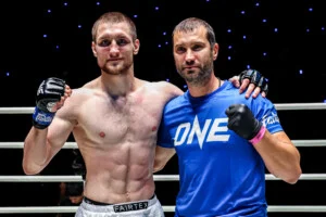 Enzo Kartoum VS Konstantin Shakhtarin at The Inner Circle 32 8