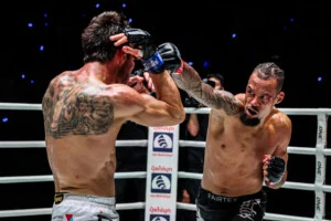 Regian Eersel vs George Jarvis at The Inner Circle 33 35